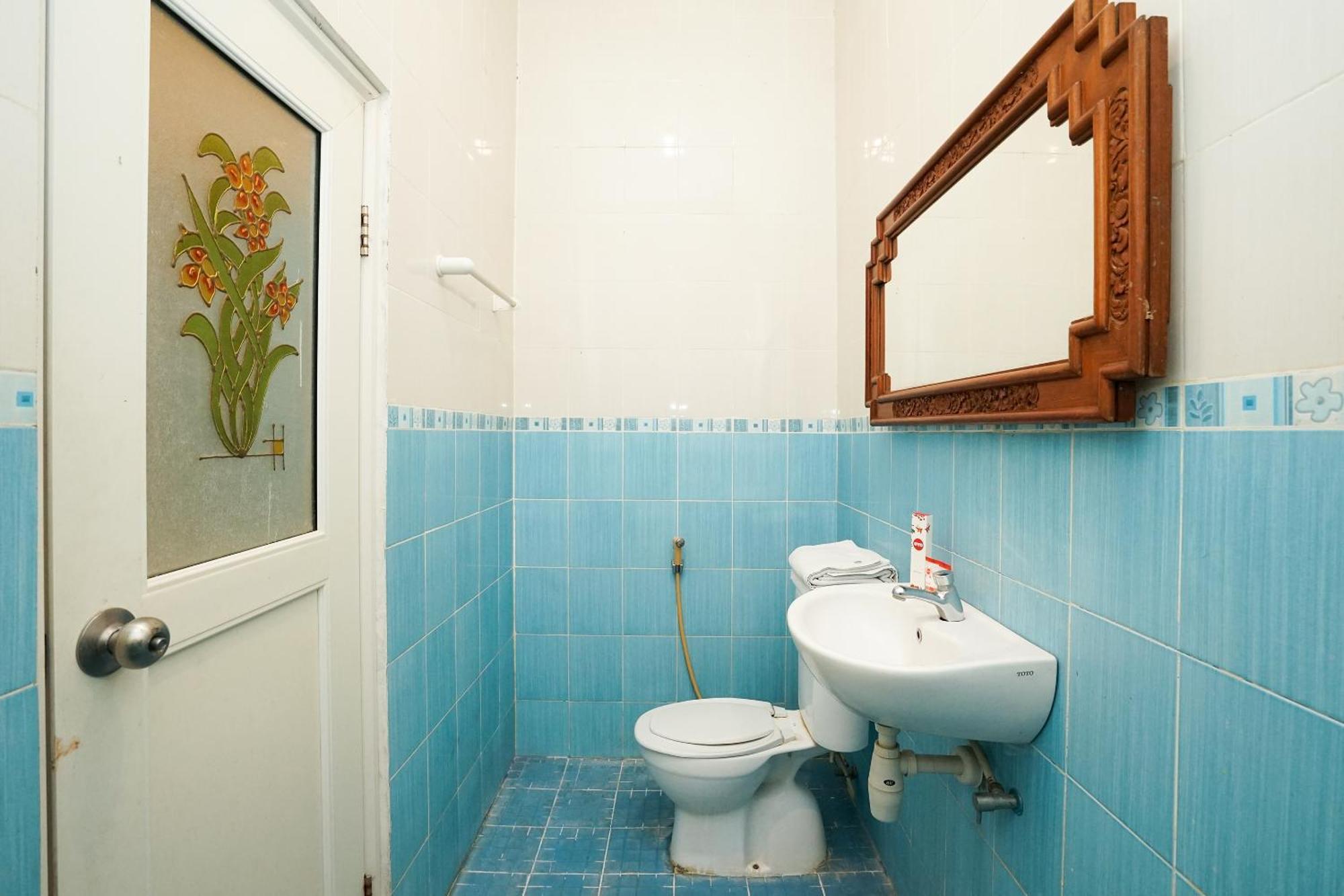 Oyo 425 Mojokerto Guesthouse מראה חיצוני תמונה